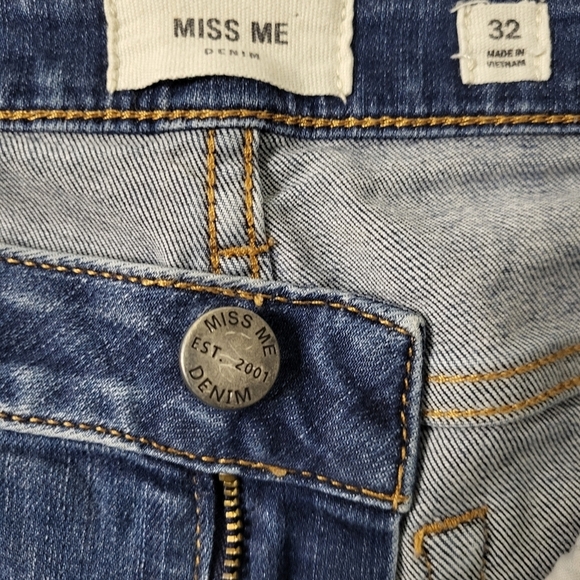 Miss Me Distressed Raw Hem‎ Skinny Jeans Size 32 - Picture 6 of 10